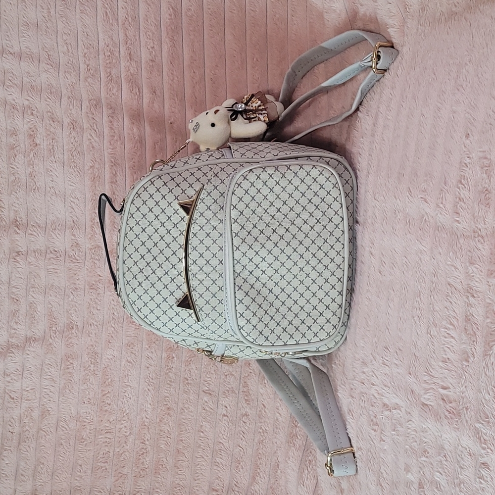 NIB MIXIUXIU BACK PACK